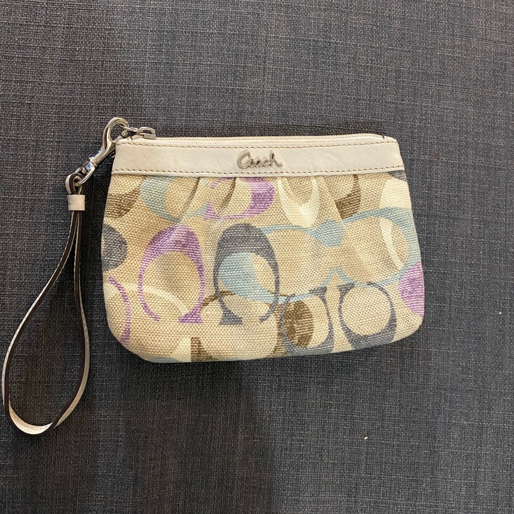 Coach wristlet - Picture 2 of 3